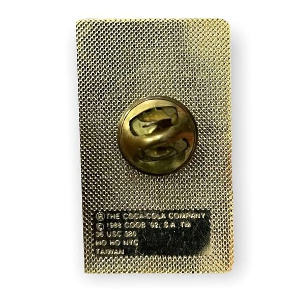Coca-Cola Vintage Barcelona Olympic Lapel Pin 1992 Gold Tone - Picture 3 of 3